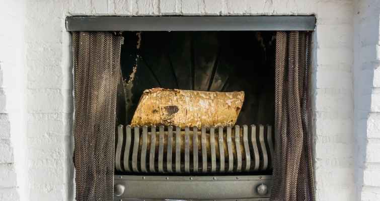 Prepare Properly Your Fireplace to Avoid Creosote